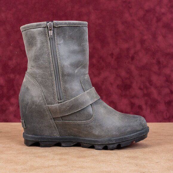 Sorel Wmn Joan Of Artic Wedge II Zip Grey Moto Biker Zip Lug Ankle Boots sz 7.5 - Picture 8 of 8